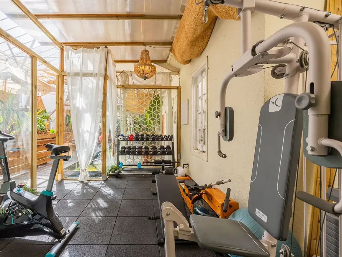Gym hotel natura life gran via madrid